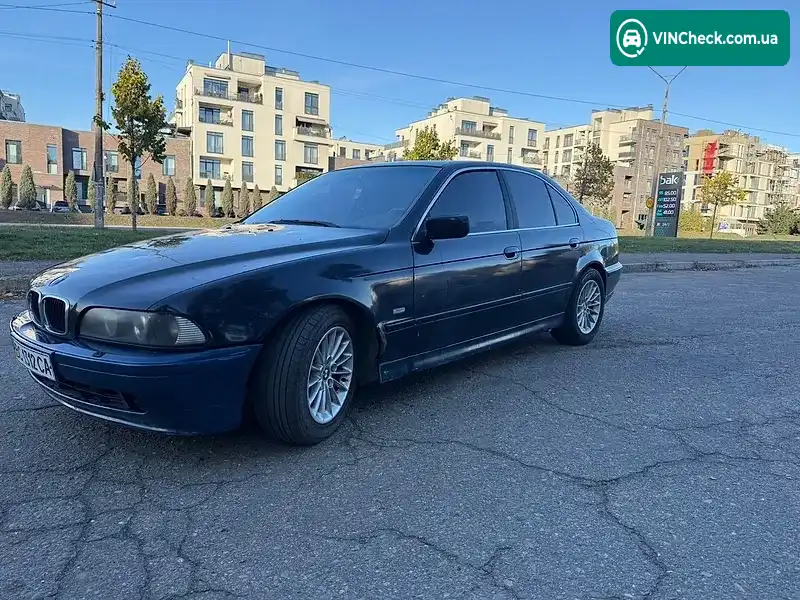 BMW 5 Series 2001, фото з оголошення 2 з 8, VIN WBADT61040CE55099