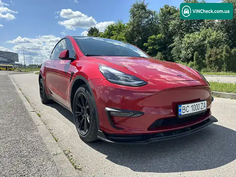 Tesla Model Y 2021, фото з оголошення 1 з 13, VIN 5YJYGDEEXMF177348