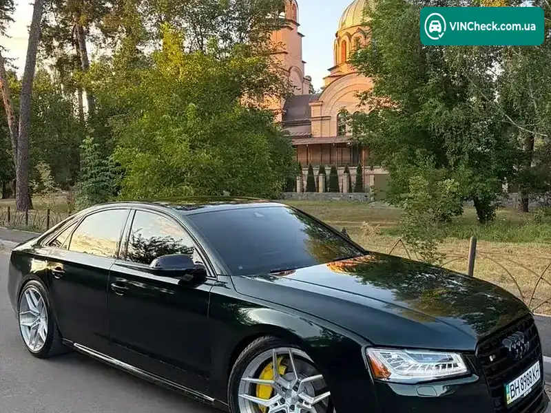 Audi S8 2014, фото з оголошення 2 з 10, VIN WAUK2AFD4FN013927