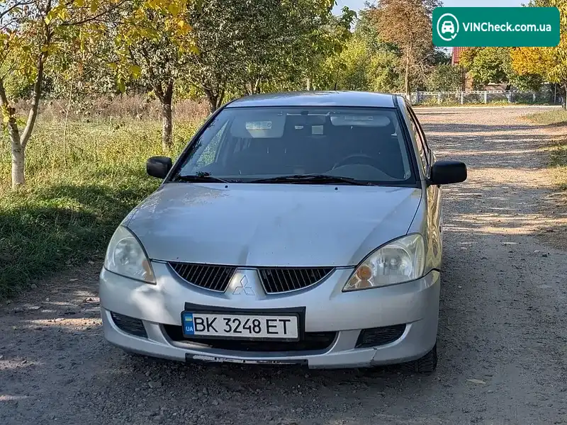 Mitsubishi Lancer 2004, фото з оголошення 2 з 9, VIN JMBSNCS3A5U003456