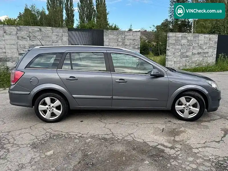 Opel Astra 2005, фото з оголошення 2 з 10, VIN W0L0AHL3555206917