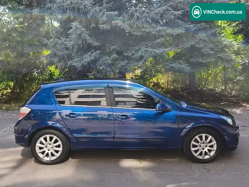 Opel Astra 2004, фото з оголошення 2 з 20, VIN W0L0AHL4858042508