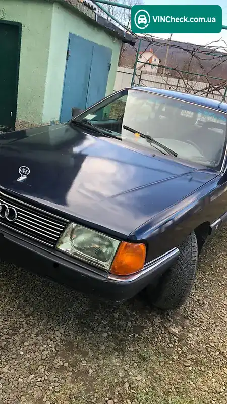 Audi 100 1985, фото з оголошення 2 з 18, VIN WAUZZZ44ZFN082295