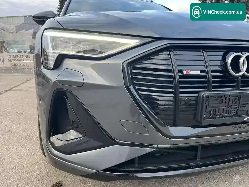 Audi e-tron 2021, фото з оголошення 2 з 15, VIN WAUZZZGE3MB008796