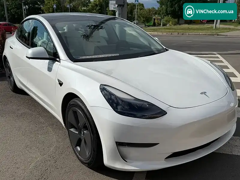 Tesla Model 3 2023, фото з оголошення 2 з 20, VIN 5YJ3E1EA5PF574272