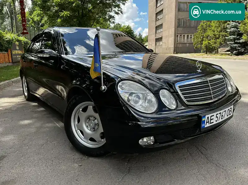 Mercedes-Benz E-Class 2004, фото з оголошення 1 з 15, VIN WDB2110611A628544