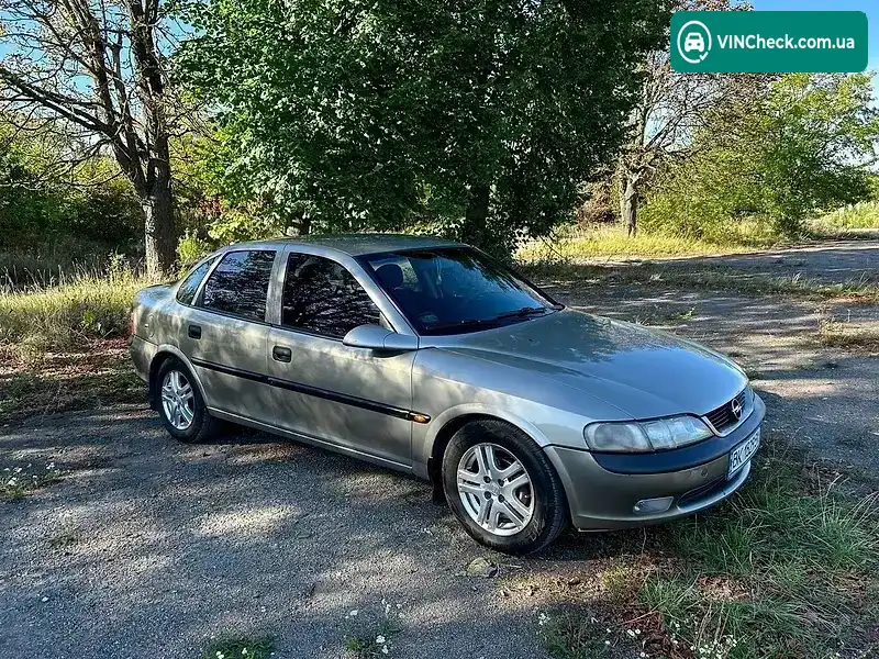 Opel Vectra 1997, фото з оголошення 1 з 20, VIN W0L000036V1991659