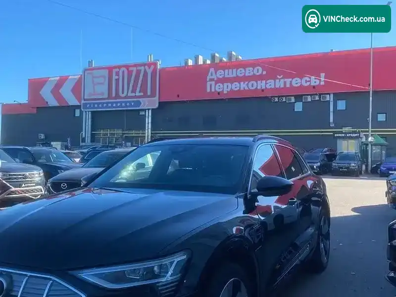 Audi e-tron 2019, фото з оголошення 1 з 8, VIN WAUZZZGE0KB004038