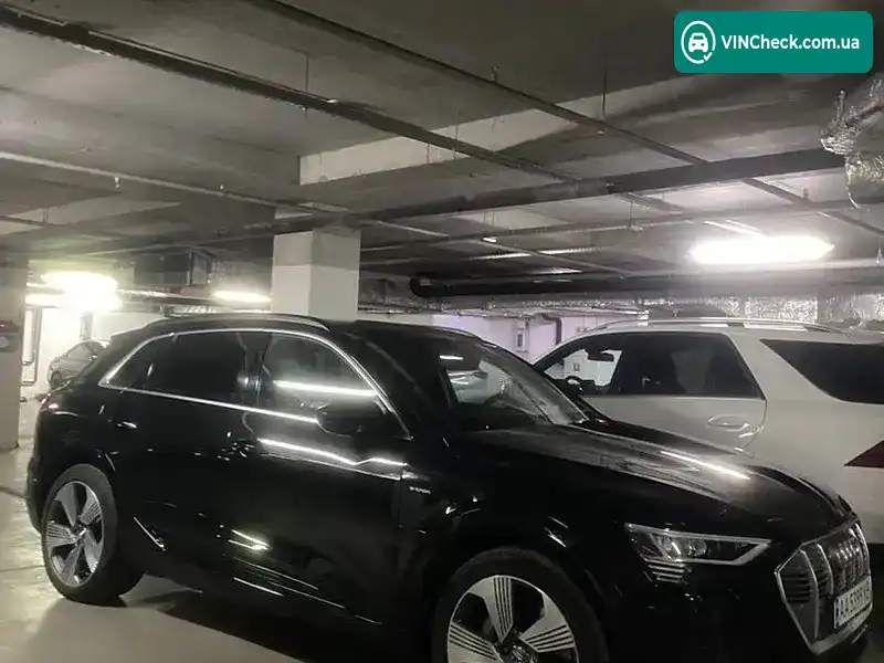 Audi e-tron 2019, фото з оголошення 2 з 8, VIN WAUZZZGE0KB004038