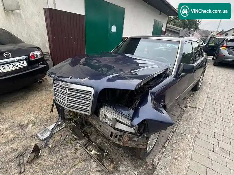 Mercedes-Benz E-Class 1994, фото з оголошення 2 з 10, VIN WDB12313092032094