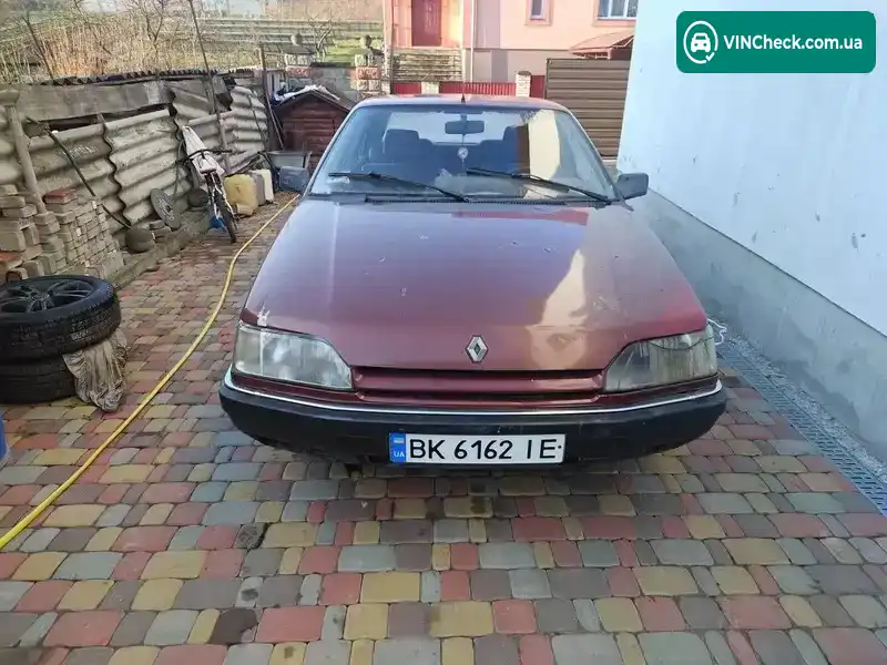 Renault 25 1989, фото з оголошення 2 з 11, VIN VF1B29B0501209945