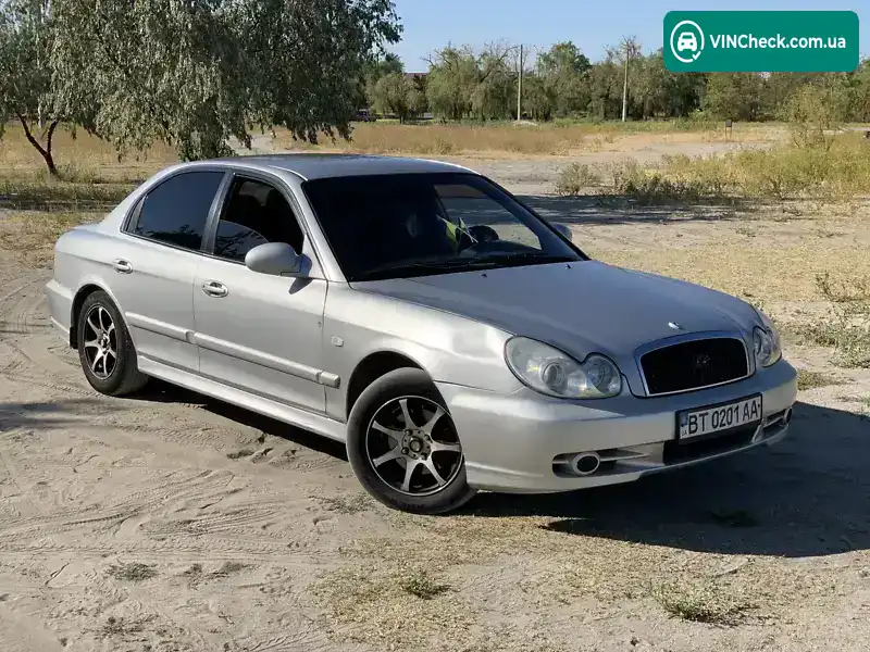 Hyundai Sonata 2004, фото з оголошення 1 з 10, VIN KMHEM41BP4A998024