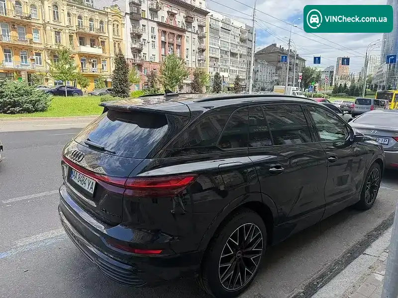 Audi Q5 e-tron 2024, фото з оголошення 2 з 4, VIN LSV2B6G43R2010308