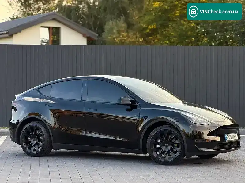 Tesla Model Y 2023, фото з оголошення 2 з 20, VIN 7SAYGDEE0PA184880