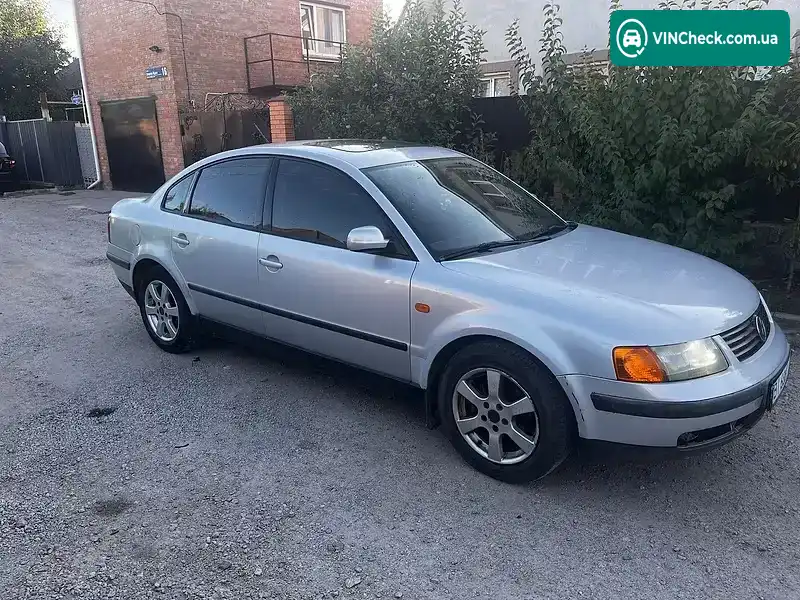 Volkswagen Passat 1997, фото з оголошення 1 з 7, VIN WVWZZZ3BZWP087903
