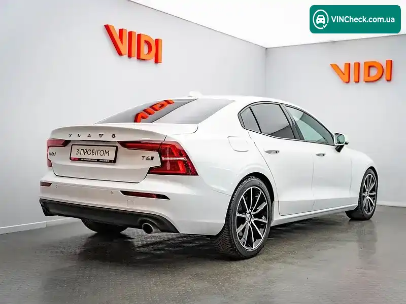 Volvo S60 2019, фото з оголошення 2 з 20, VIN 7JRA22TK3LG039606
