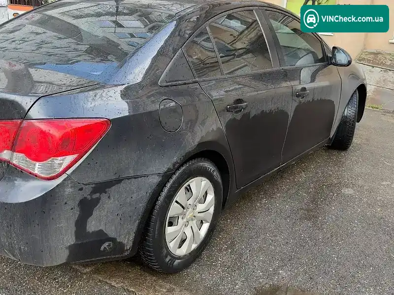 Chevrolet Cruze 2013, фото з оголошення 2 з 9, VIN 1G1PA5SH0E7257162