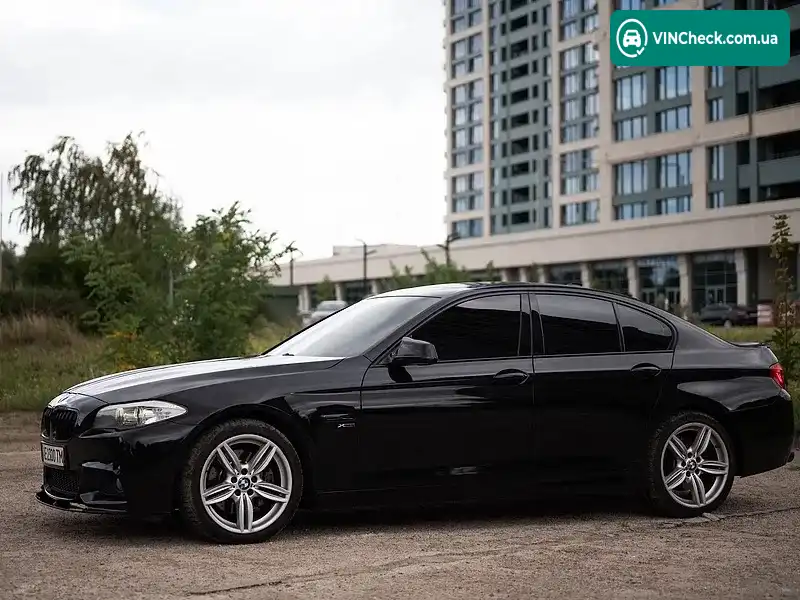BMW 5 Series 2011, фото з оголошення 2 з 13, VIN WBAFU7C55BC873725