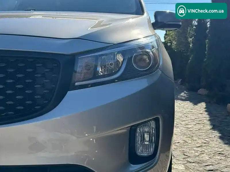 Kia Sedona 2015, фото з оголошення 2 з 20, VIN KNDMC5C10G6111892