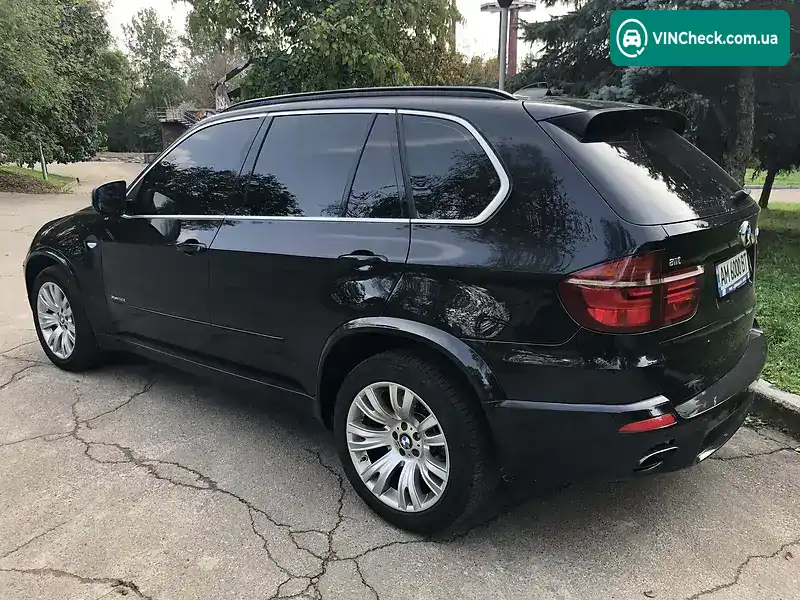 BMW X5 2012, фото з оголошення 2 з 11, VIN WBAZV81020L394604