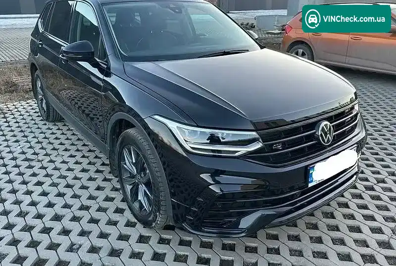 Volkswagen Tiguan 2022, фото з оголошення 2 з 12, VIN 3VV3B7AX2NM159300
