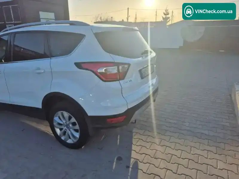 Ford Kuga 2019, фото з оголошення 2 з 14, VIN WF0AXXWPMAKY67367