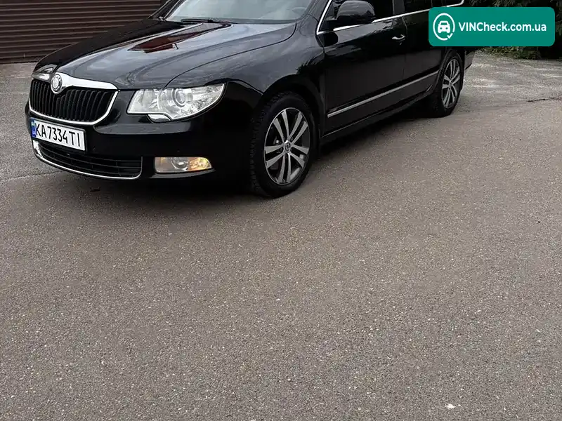 Skoda Superb 2011, фото з оголошення 1 з 20, VIN TMBJF73T7B9064326