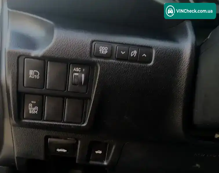 Lexus IS 2017, фото з оголошення 2 з 20, VIN JTHBA1D25H5046217
