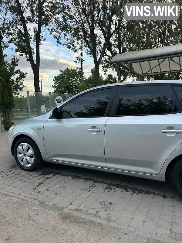 Kia Ceed 2009, фото з оголошення 2 з 13, VIN U5YFF24129L155835