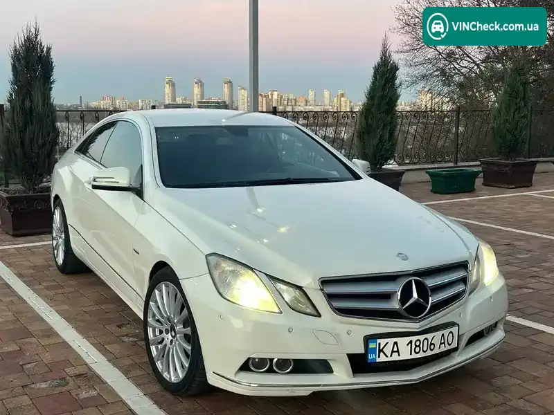 Mercedes-Benz E-Class 2010, фото з оголошення 2 з 21, VIN WDD2073031F062021