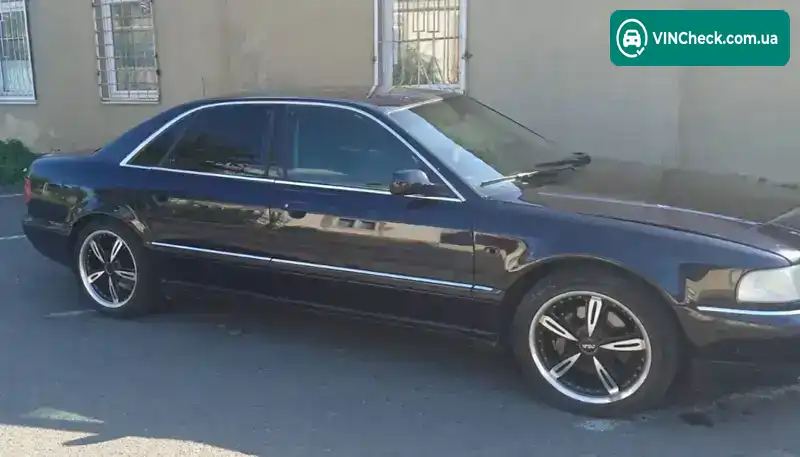 Audi A8 1998, фото з оголошення 1 з 19, VIN WAUZZZ4DZWN006399
