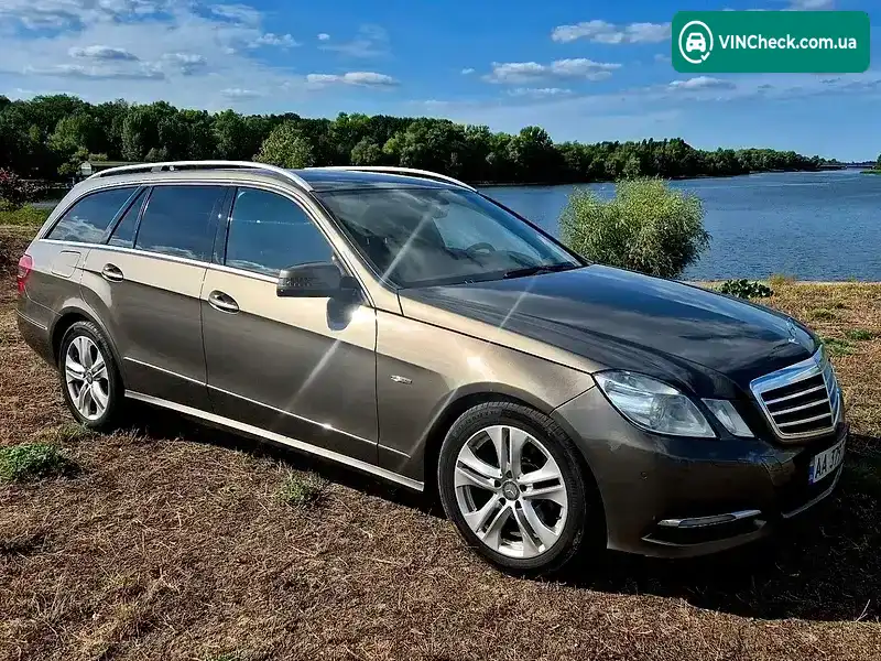 Mercedes-Benz E-Class 2012, фото з оголошення 2 з 20, VIN WDD2122051A615498