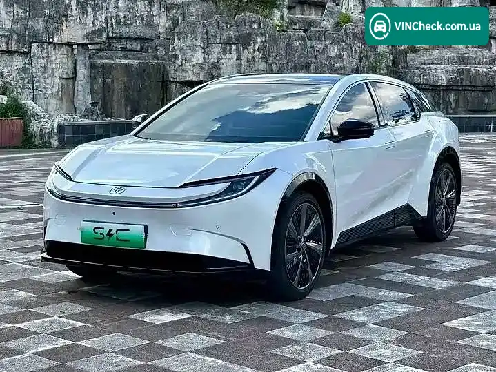 Toyota bZ5 2025, фото з оголошення 1 з 13, VIN LS6CME0F2TB458438