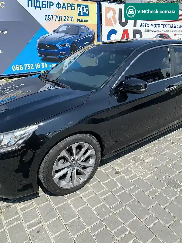 Honda Accord 2013, фото з оголошення 2 з 20, VIN 1HGCR2670DA704989