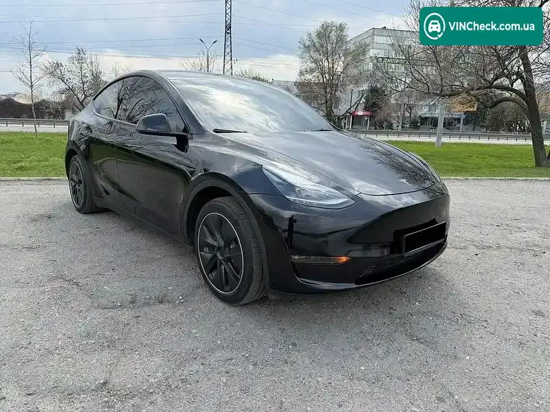 Tesla Model Y 2023, фото з оголошення 2 з 20, VIN 7SAYGDEE3PA194402