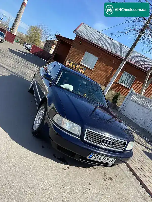 Audi A8 2000, фото з оголошення 2 з 13, VIN WAUZZZ4DZYN010231