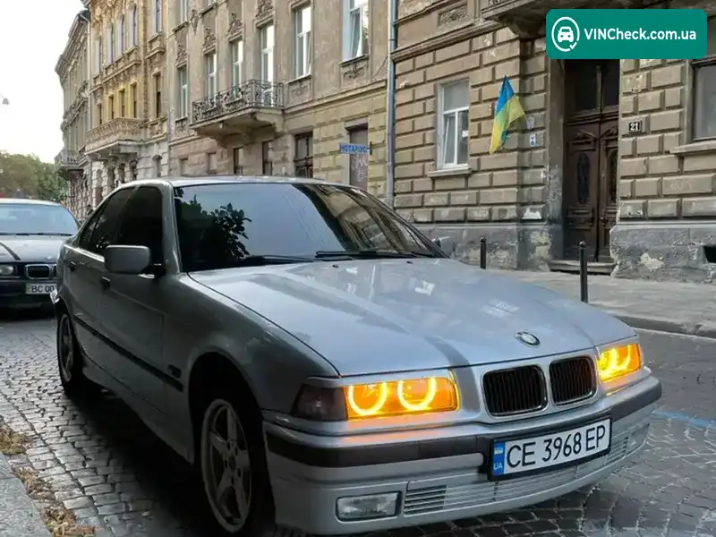 BMW 3 Series 1996, фото з оголошення 1 з 17, VIN WBAAC510101474215