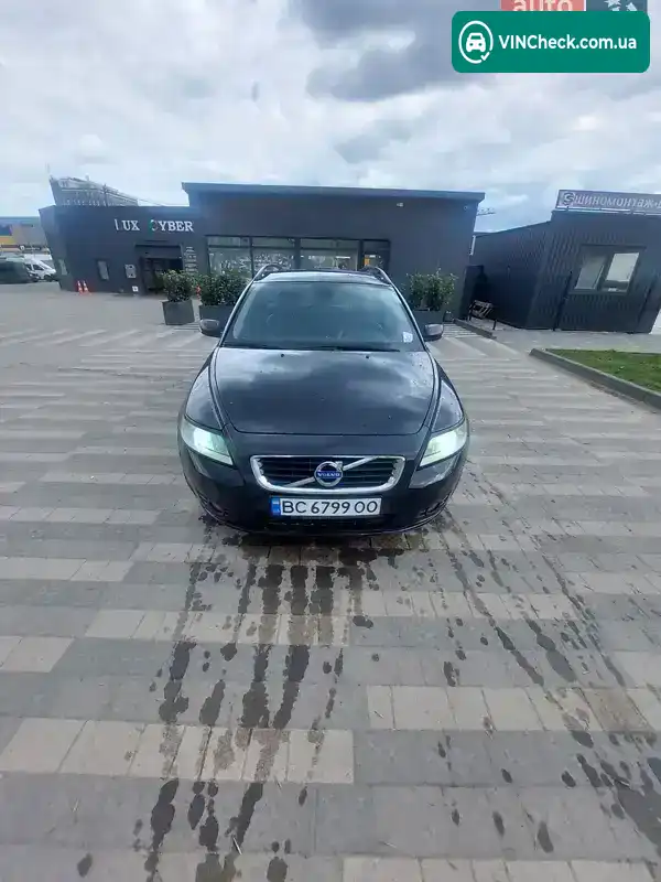 Volvo V50 2009, фото з оголошення 1 з 13, VIN YV1MW76F2A2549267