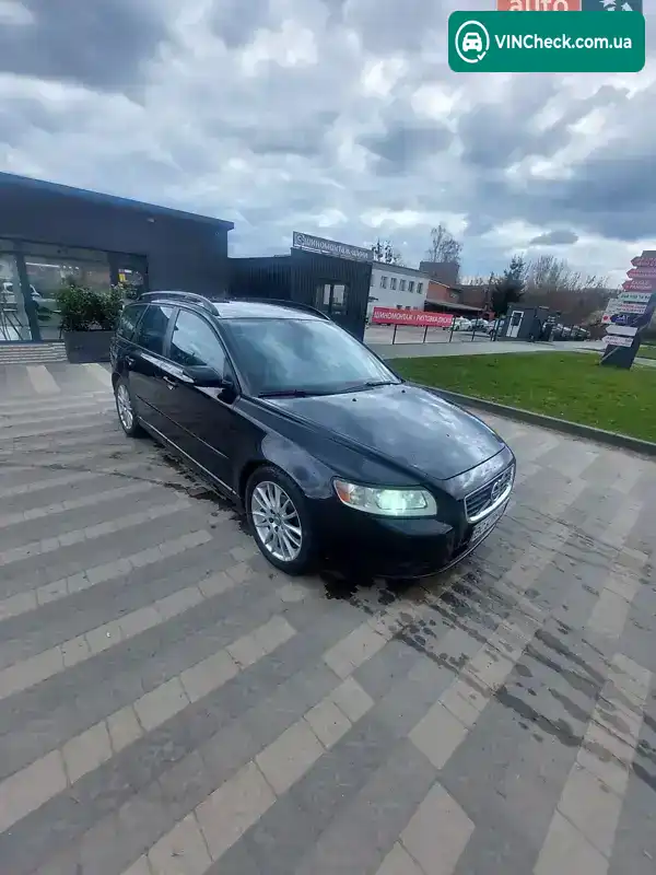 Volvo V50 2009, фото з оголошення 2 з 13, VIN YV1MW76F2A2549267