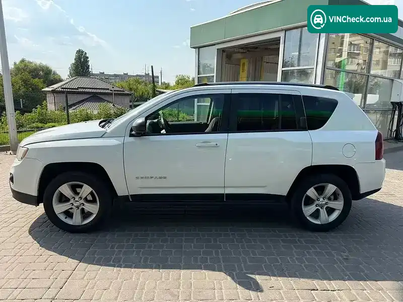 Jeep Compass 2015, фото з оголошення 1 з 10, VIN 1C4NJCBA1GD621731