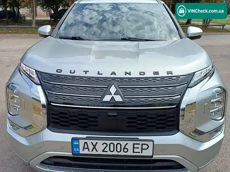 Mitsubishi Outlander 2024, фото з оголошення 1 з 20, VIN JA4J4VA88RZ049797