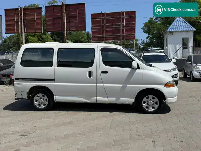 Toyota Hiace 1997, фото з оголошення 2 з 14, VIN JT121LK1100033201