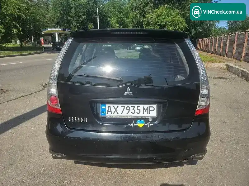 Mitsubishi Grandis 2005, фото з оголошення 2 з 20, VIN JMBLNNA4W6Z000452