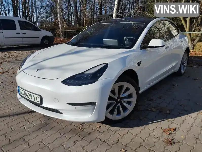 Tesla Model 3 2021, фото з оголошення 1 з 8, VIN 5YJ3E1EB0NF142548