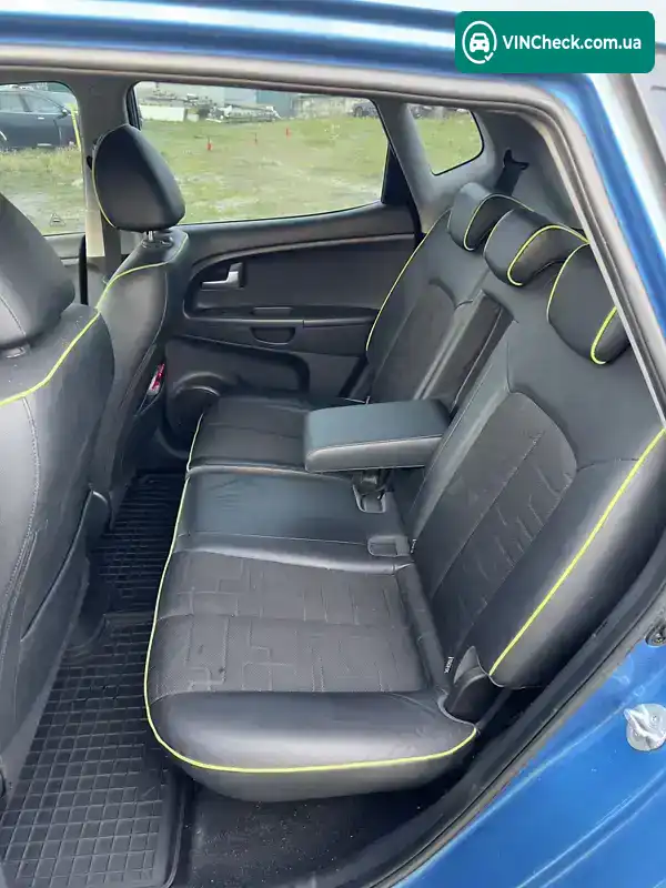 Kia Venga 2010, фото з оголошення 1 з 20, VIN TMAEK812BAJ025164