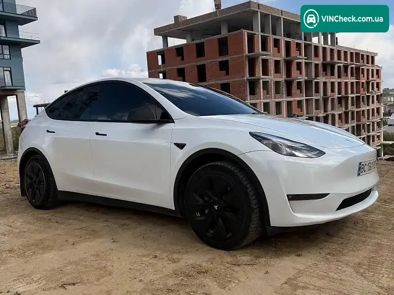 Tesla Model Y 2023, фото з оголошення 1 з 20, VIN 7SAYGDEE0PF813072