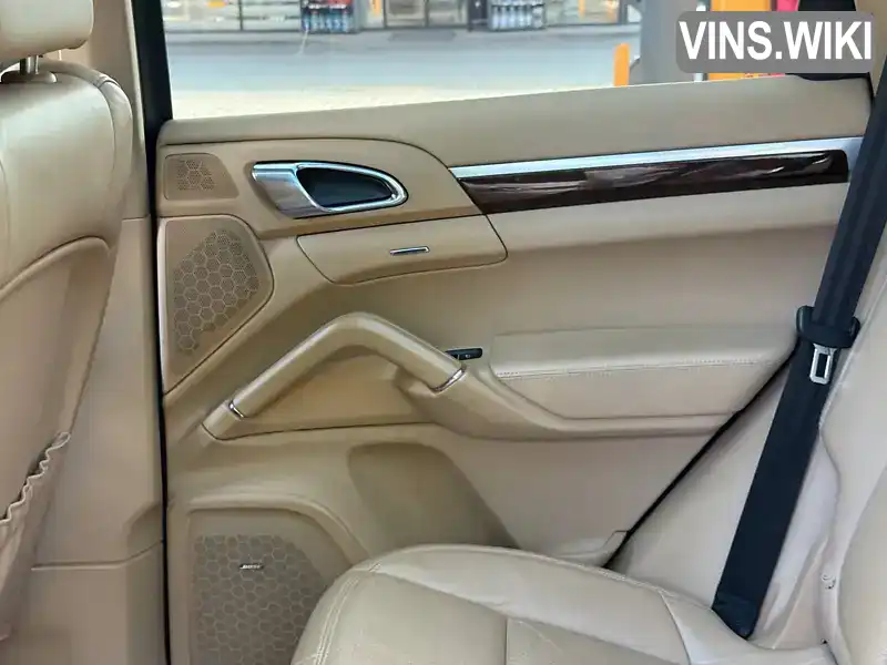Porsche Cayenne 2012, фото з оголошення 2 з 21, VIN WP1AA2A27CLA10037