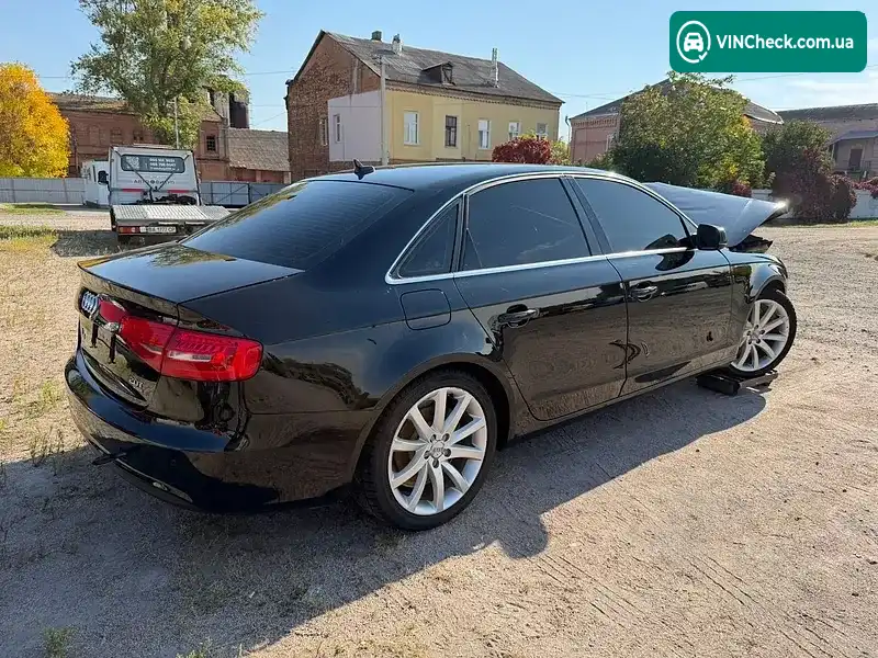 Audi A4 2012, фото з оголошення 1 з 20, VIN WAUFFAFLXDN020410