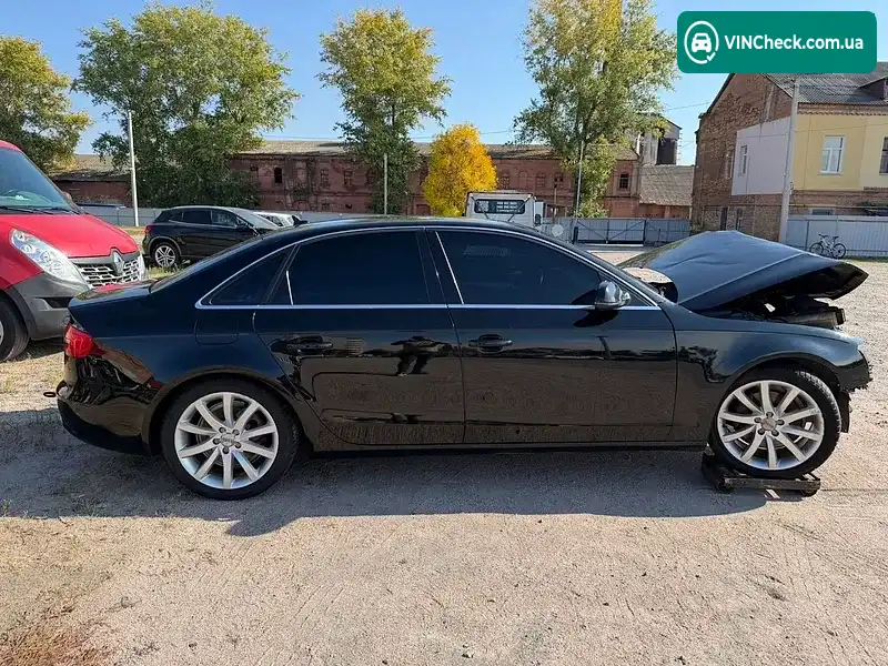 Audi A4 2012, фото з оголошення 2 з 20, VIN WAUFFAFLXDN020410