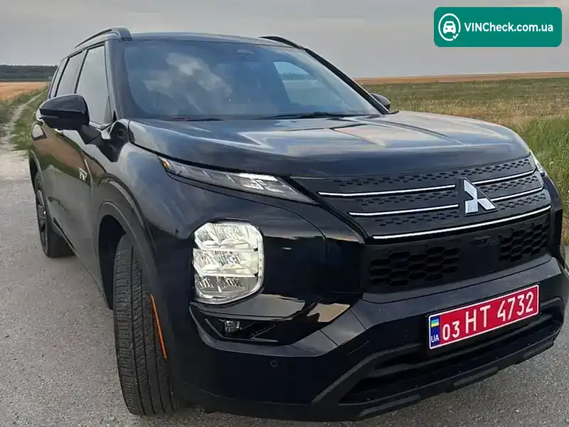 Mitsubishi Outlander 2025, фото з оголошення 2 з 20, VIN JA4T5WA94SZ039939